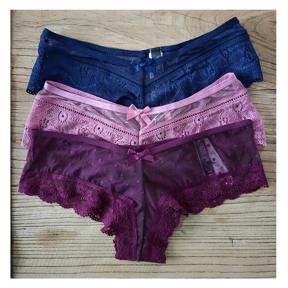 Victoria's Secret Very Sexy Cheeky Hipster Panty Bundle sz xSmall New - Picture 1 of 5